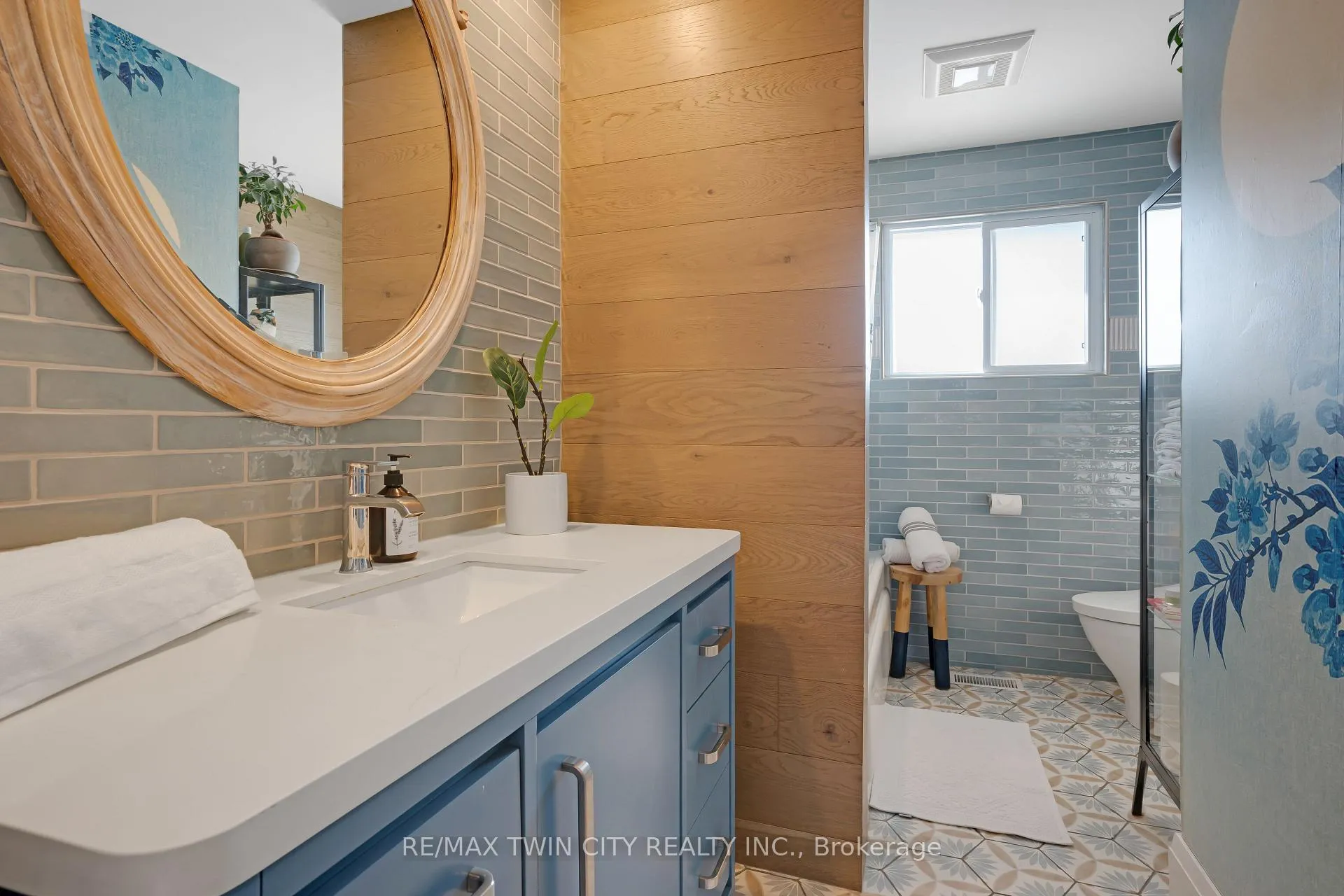 Photo 18 of 162 Indian Road, Kitchener — HOMEH