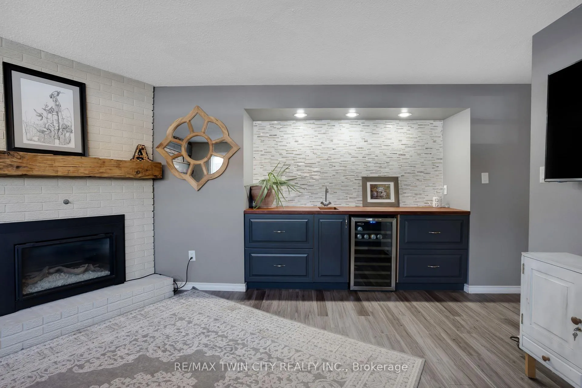 Photo 24 of 162 Indian Road, Kitchener — HOMEH