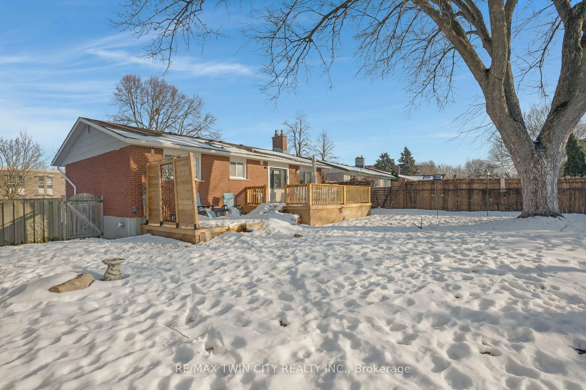 Photo 29 of 162 Indian Road, Kitchener — HOMEH