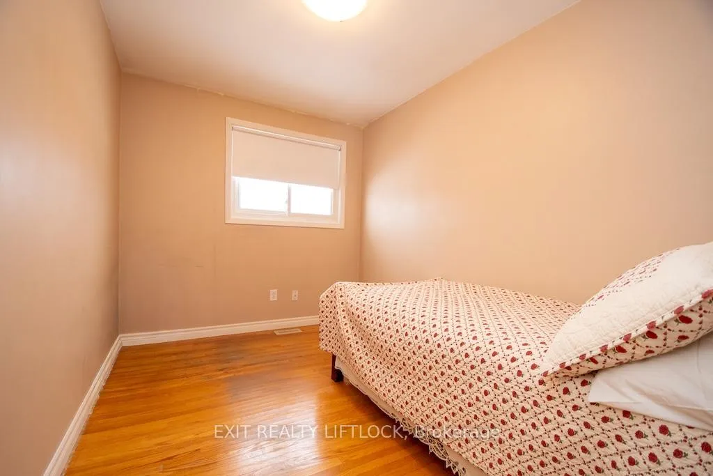 Photo 16 of 990 St Paul's Street, Peterborough, Northcrest Ward 5 — HOMEH