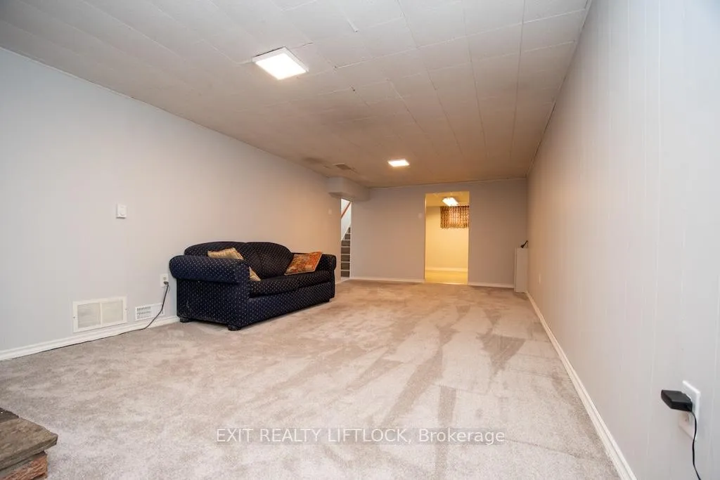 Photo 25 of 990 St Paul's Street, Peterborough, Northcrest Ward 5 — HOMEH