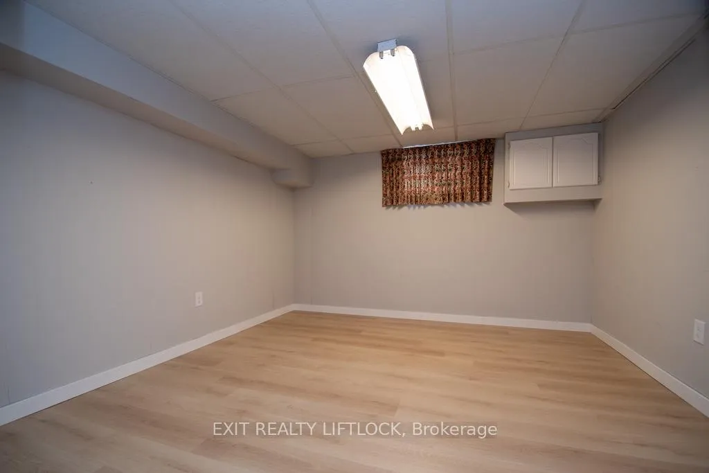 Photo 26 of 990 St Paul's Street, Peterborough, Northcrest Ward 5 — HOMEH