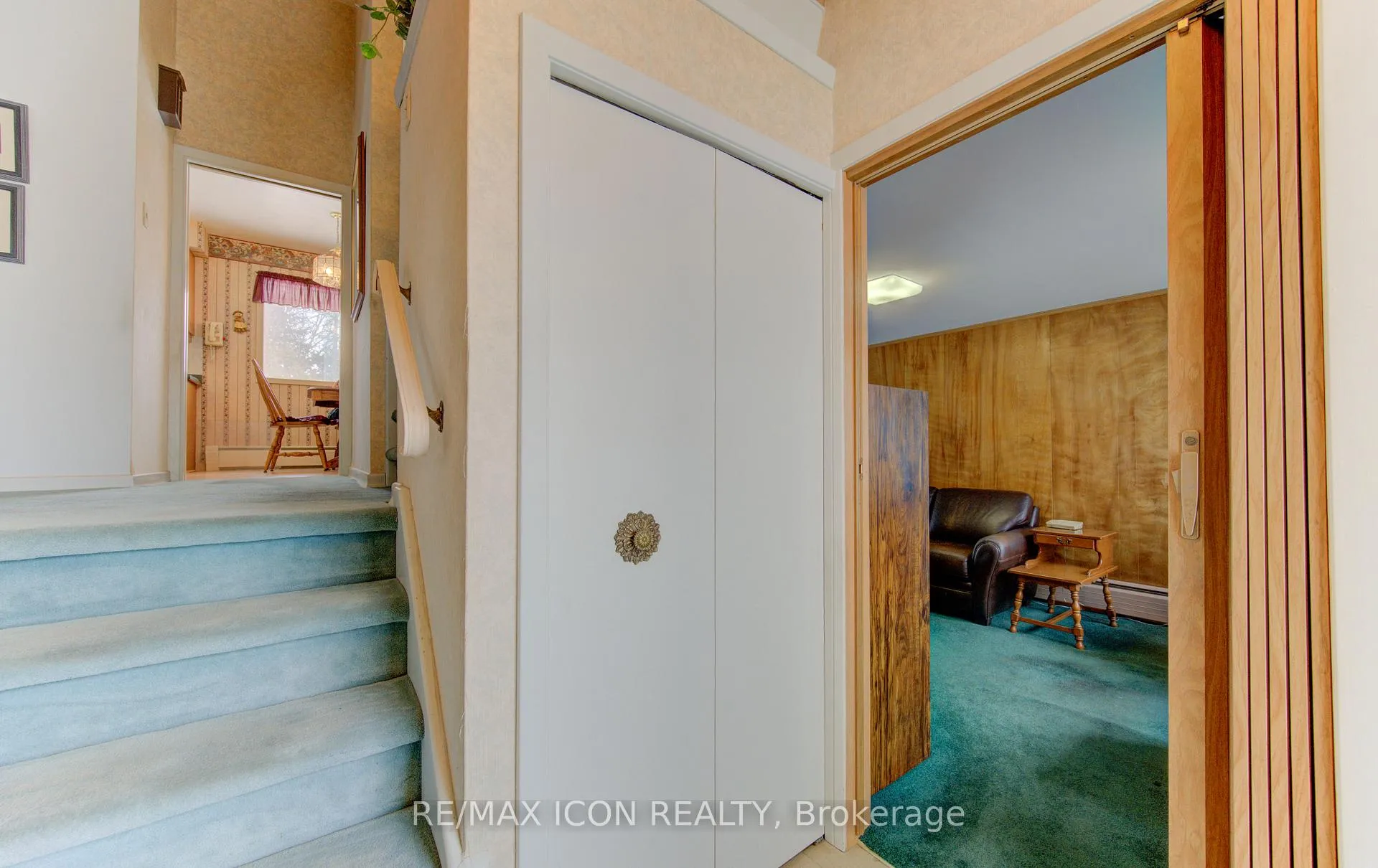 Photo 12 of 26 Deerpark Crescent, Kitchener — HOMEH