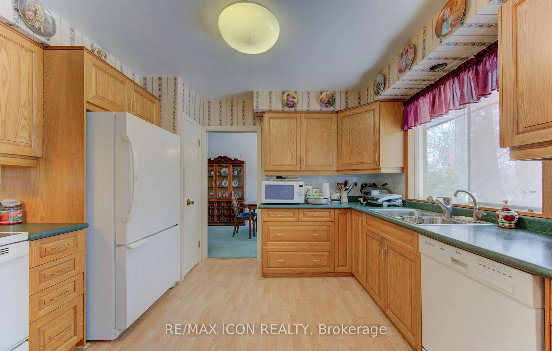 Photo 14 of 26 Deerpark Crescent, Kitchener — HOMEH