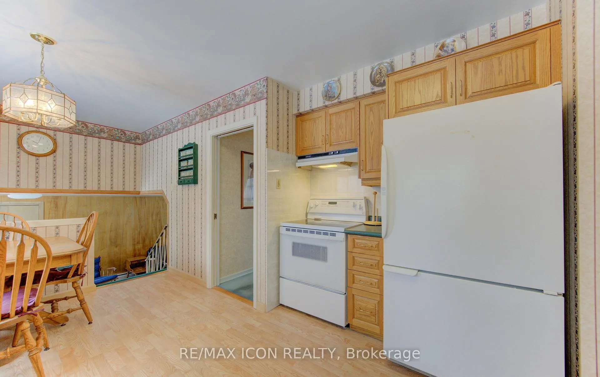 Photo 16 of 26 Deerpark Crescent, Kitchener — HOMEH