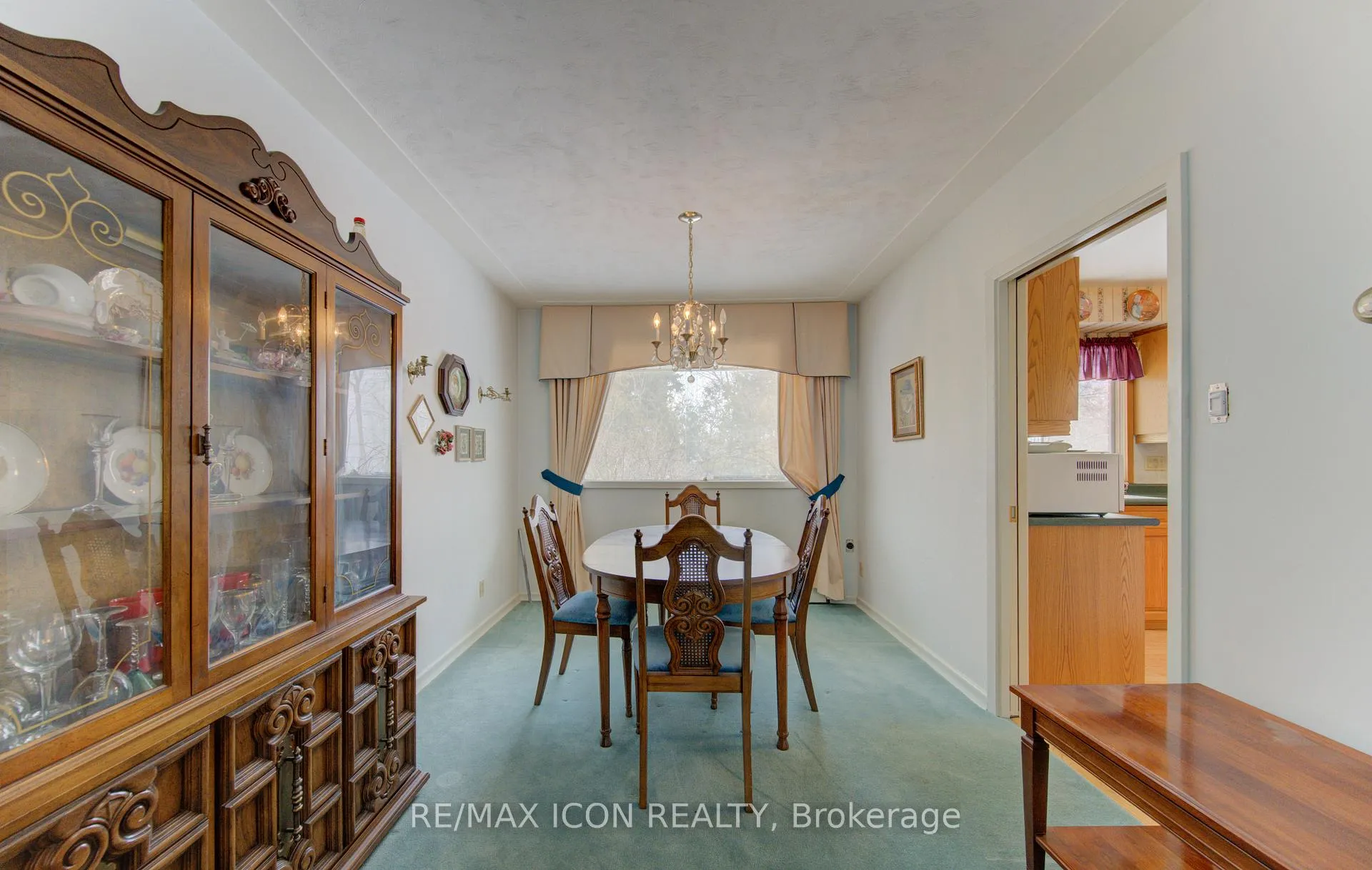 Photo 20 of 26 Deerpark Crescent, Kitchener — HOMEH