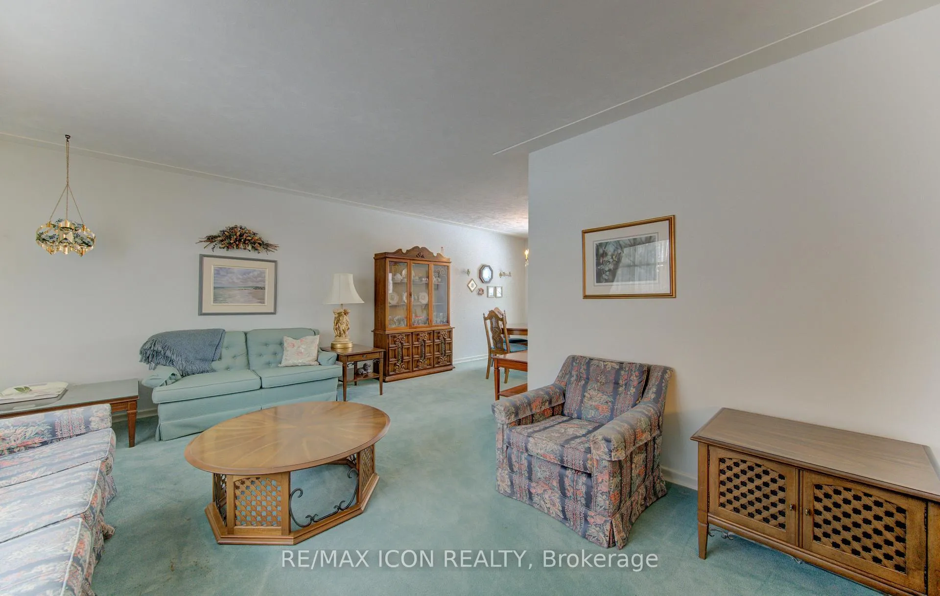 Photo 21 of 26 Deerpark Crescent, Kitchener — HOMEH