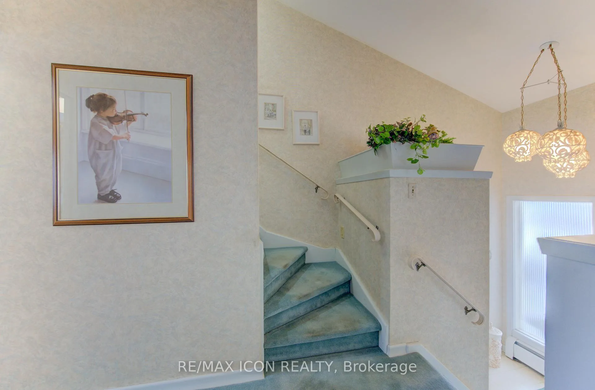 Photo 22 of 26 Deerpark Crescent, Kitchener — HOMEH