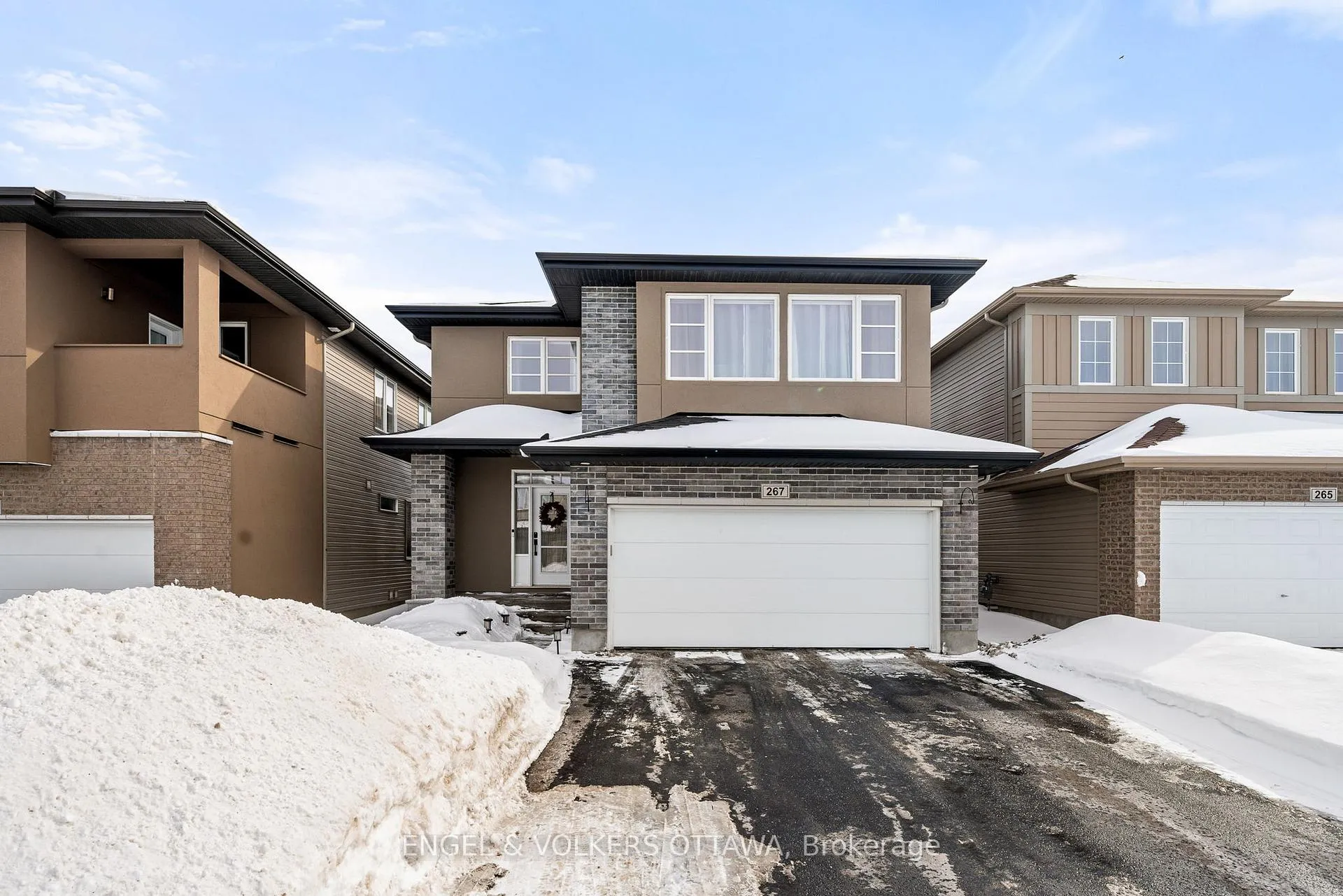 Front of 267 Sceptre Way