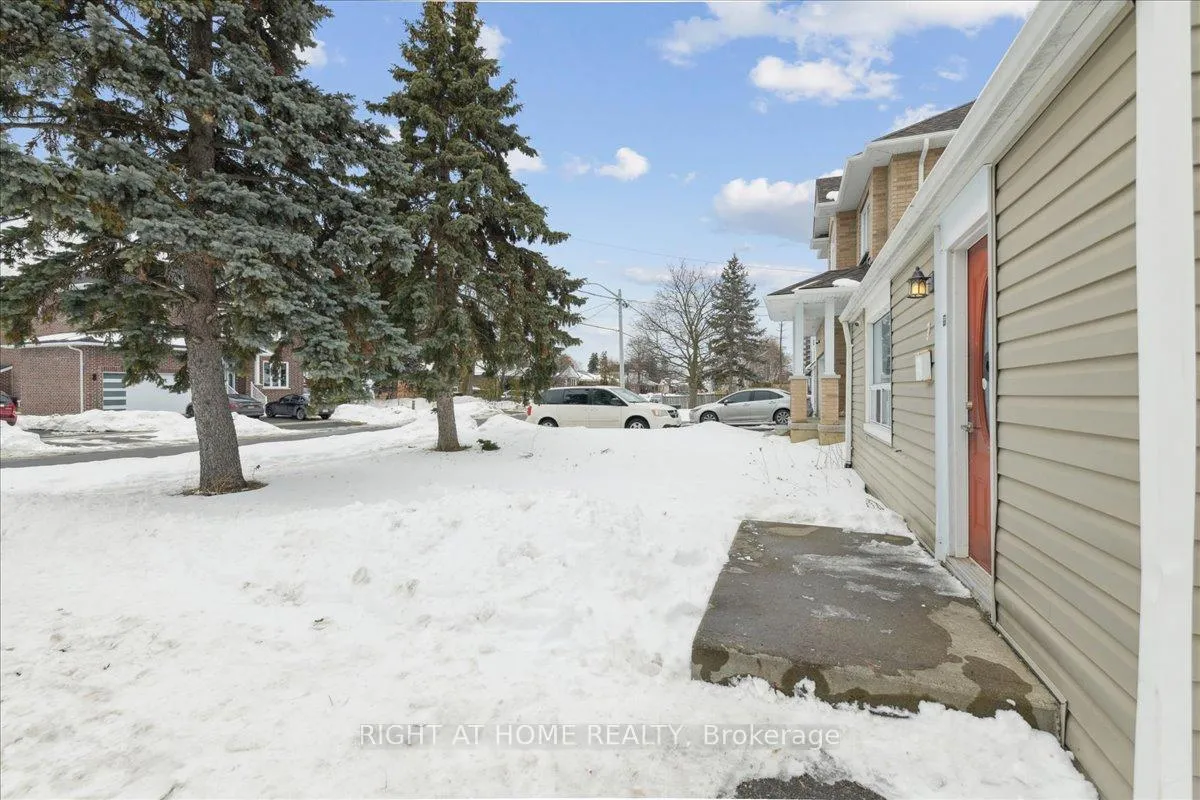 Photo 5 of 7 Eastern Avenue, Brampton, Queen Street Corridor — HOMEH