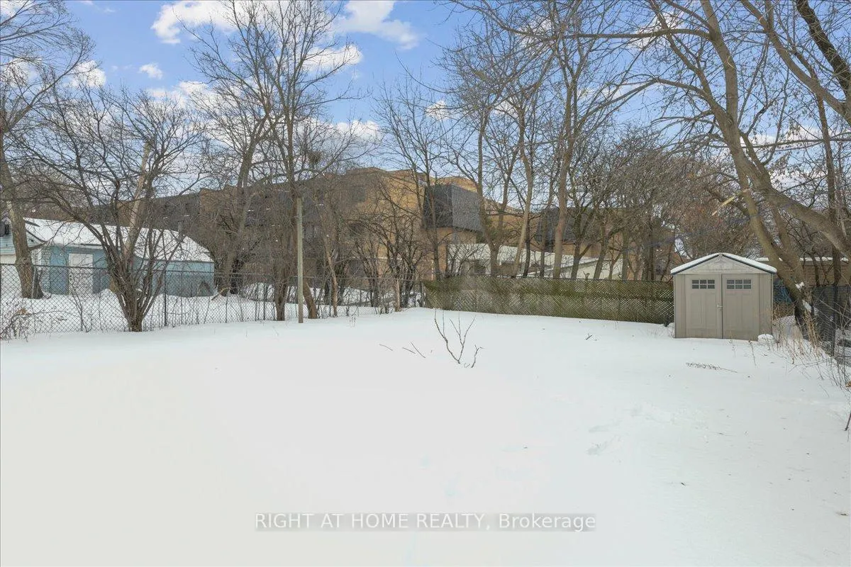 Photo 36 of 7 Eastern Avenue, Brampton, Queen Street Corridor — HOMEH