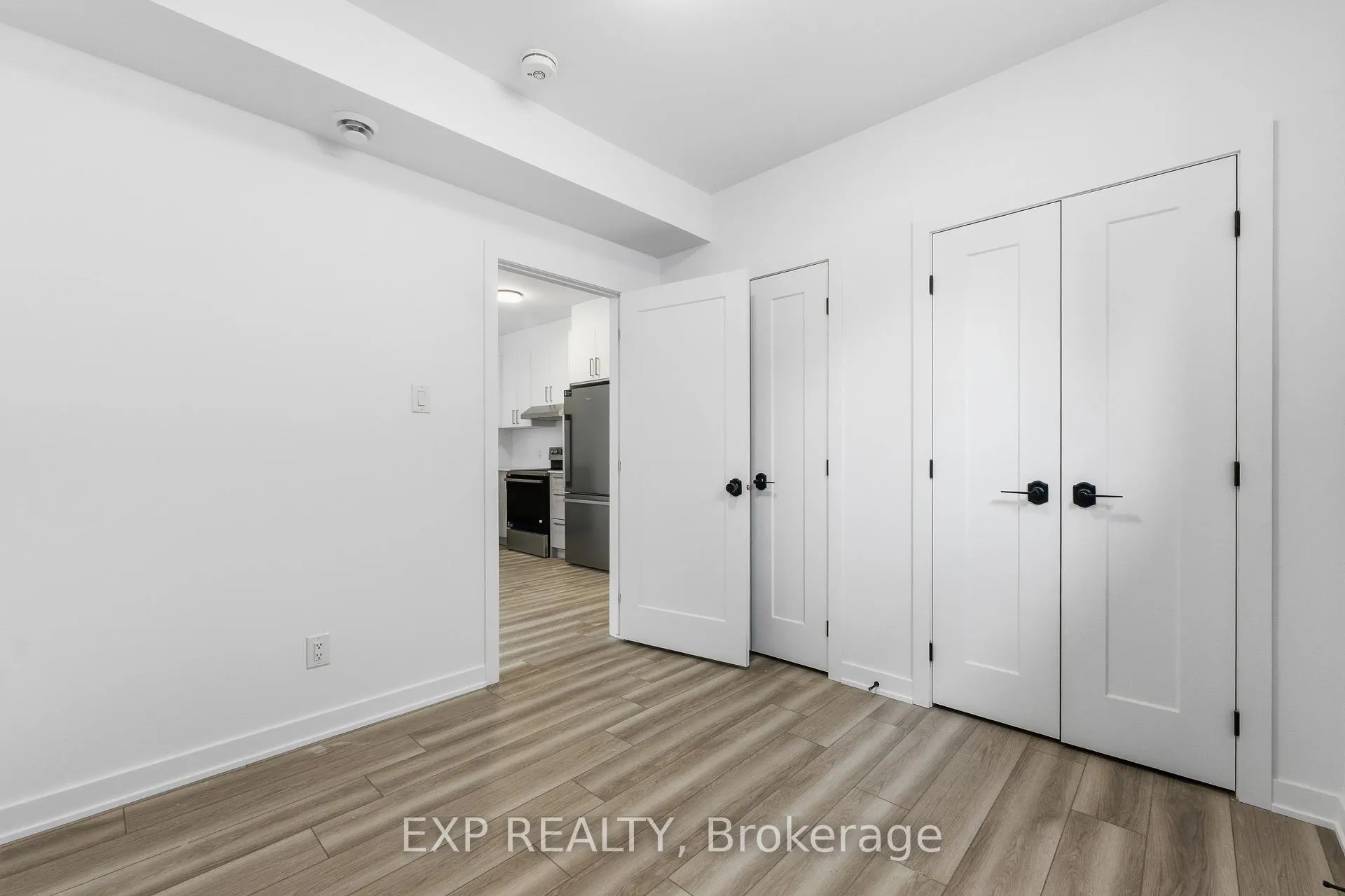 Photo 17 of Unit Unit C, 1375 Louis Lane, Ottawa, Cyrville Rd./Industrial Park — HOMEH