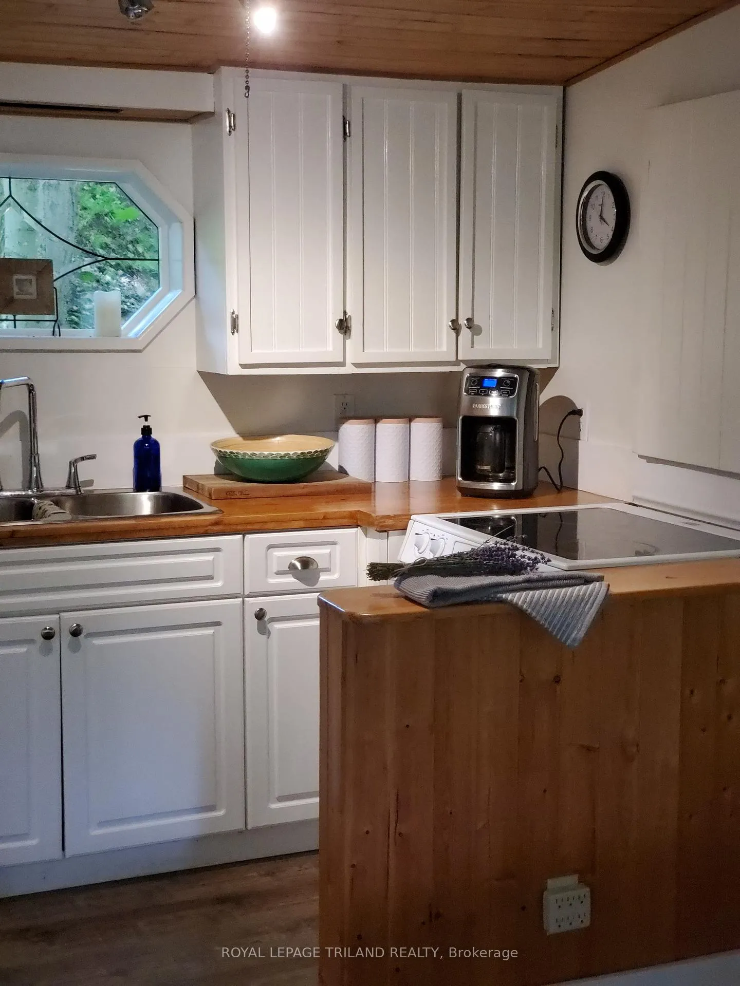 Photo 2 of 477 Dover Place, Central Elgin, Port Stanley — HOMEH