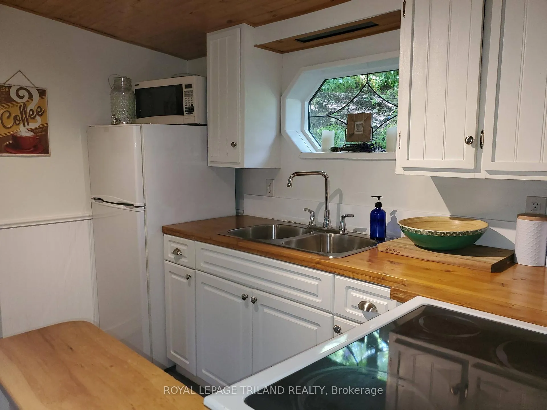 Photo 4 of 477 Dover Place, Central Elgin, Port Stanley — HOMEH