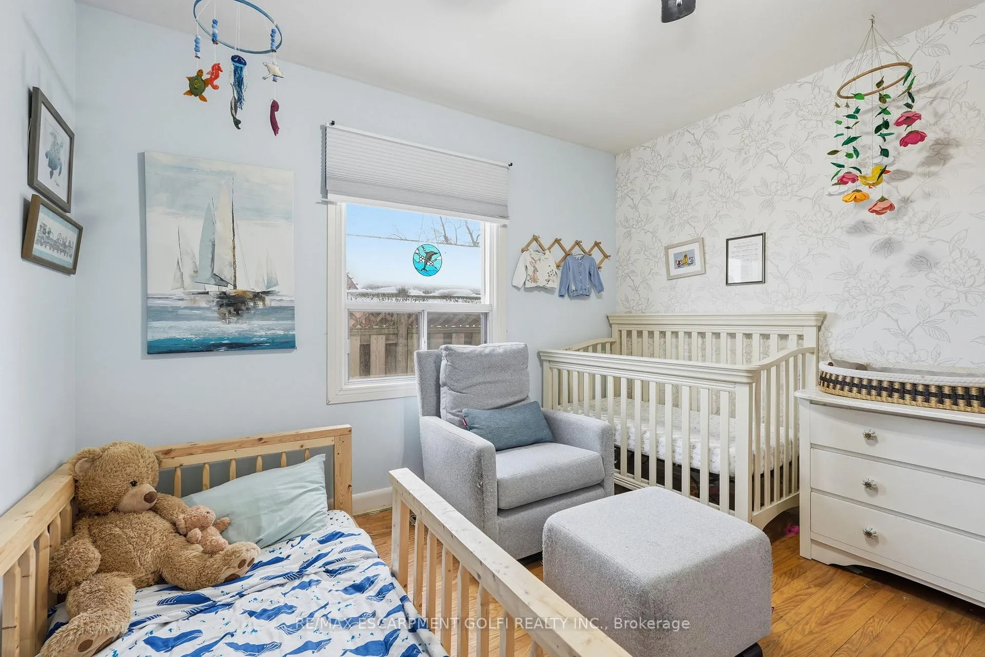 Photo 10 of 940 Brucedale Avenue E, Hamilton, Sunninghill — HOMEH
