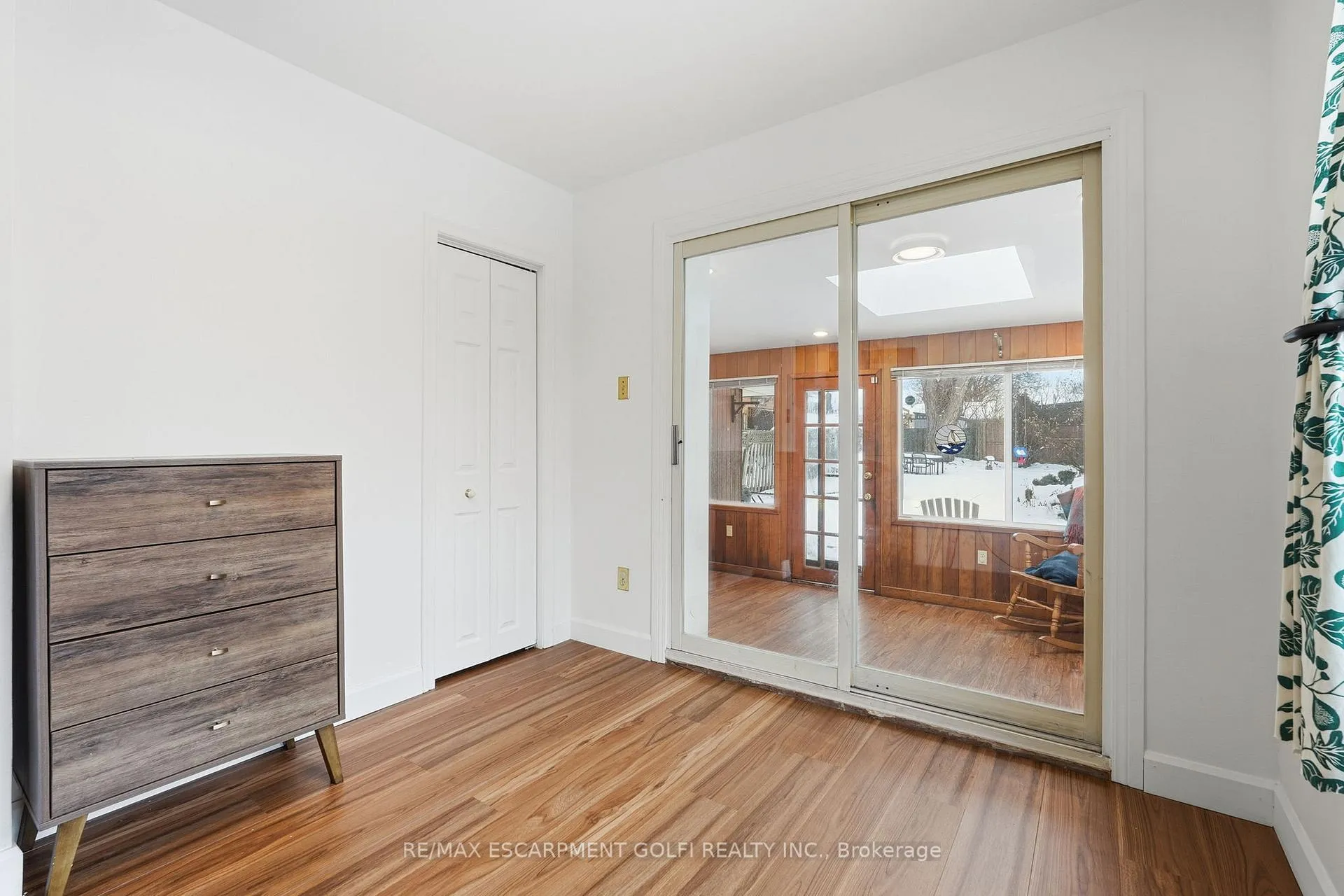Photo 14 of 940 Brucedale Avenue E, Hamilton, Sunninghill — HOMEH