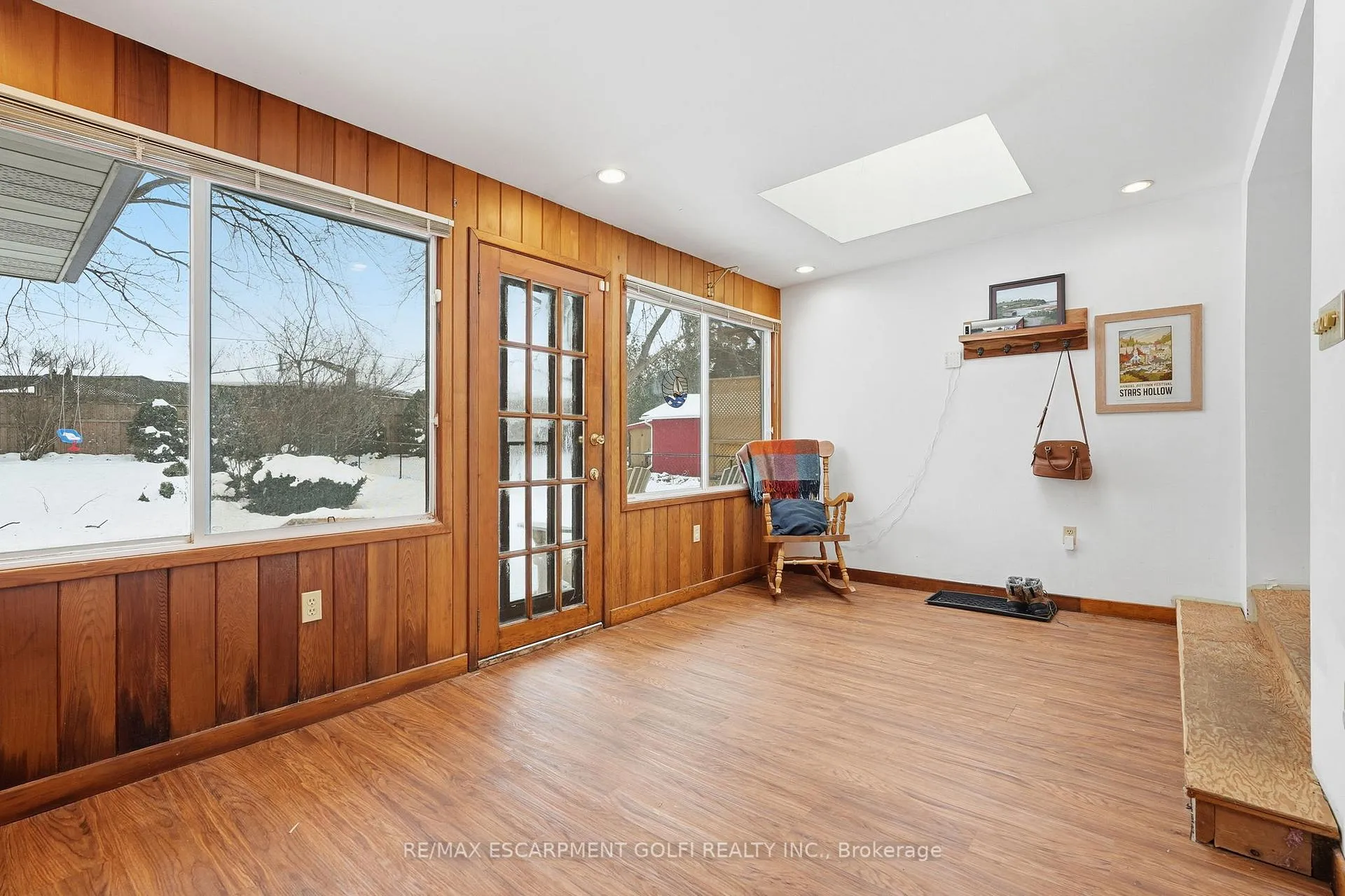 Photo 15 of 940 Brucedale Avenue E, Hamilton, Sunninghill — HOMEH