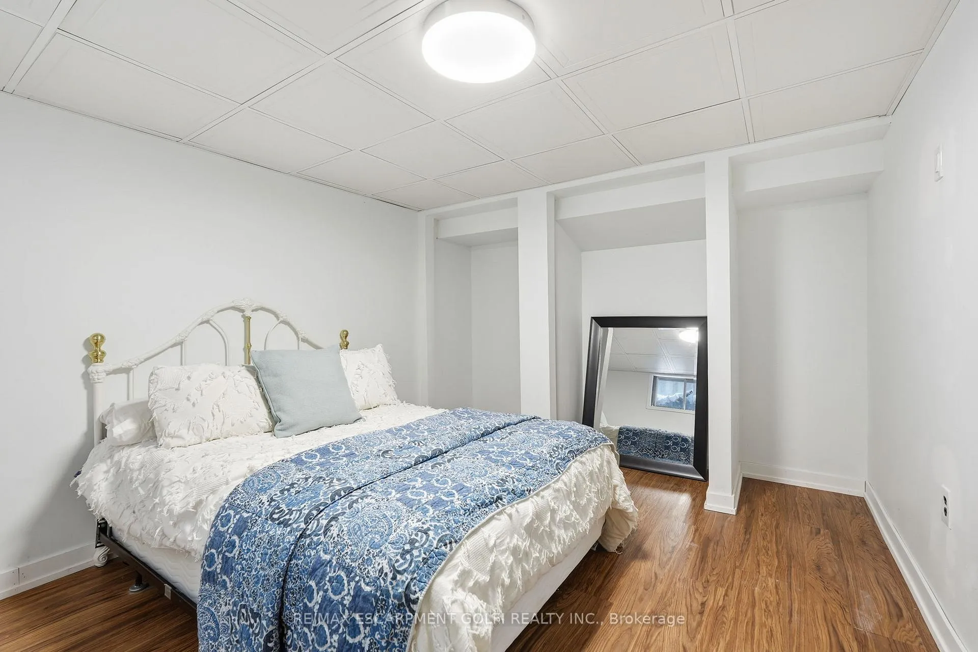 Photo 25 of 940 Brucedale Avenue E, Hamilton, Sunninghill — HOMEH