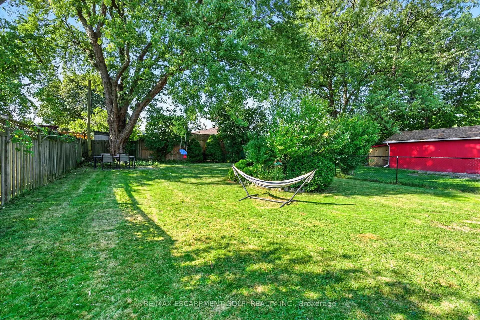 Photo 29 of 940 Brucedale Avenue E, Hamilton, Sunninghill — HOMEH