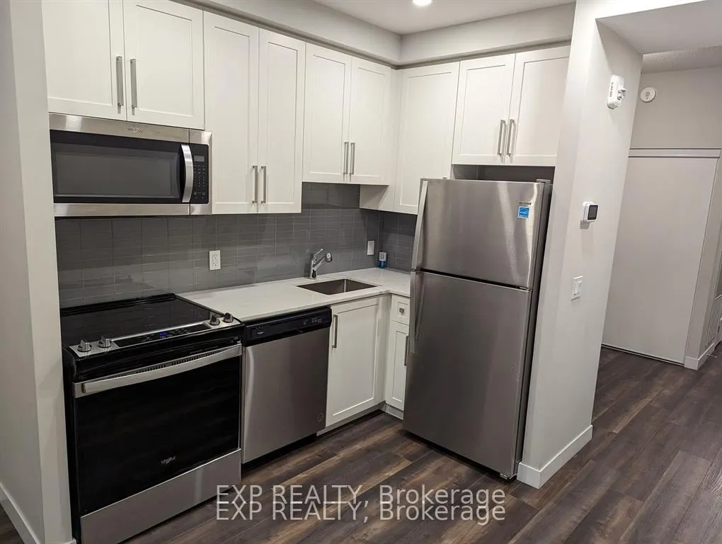 Photo 8 of Unit 604, 15 Queent Street S, Hamilton, Central — HOMEH