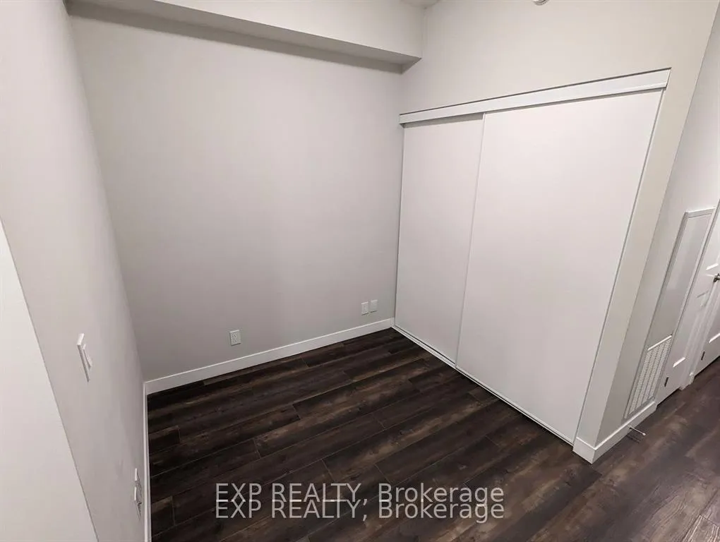 Photo 12 of Unit 604, 15 Queent Street S, Hamilton, Central — HOMEH