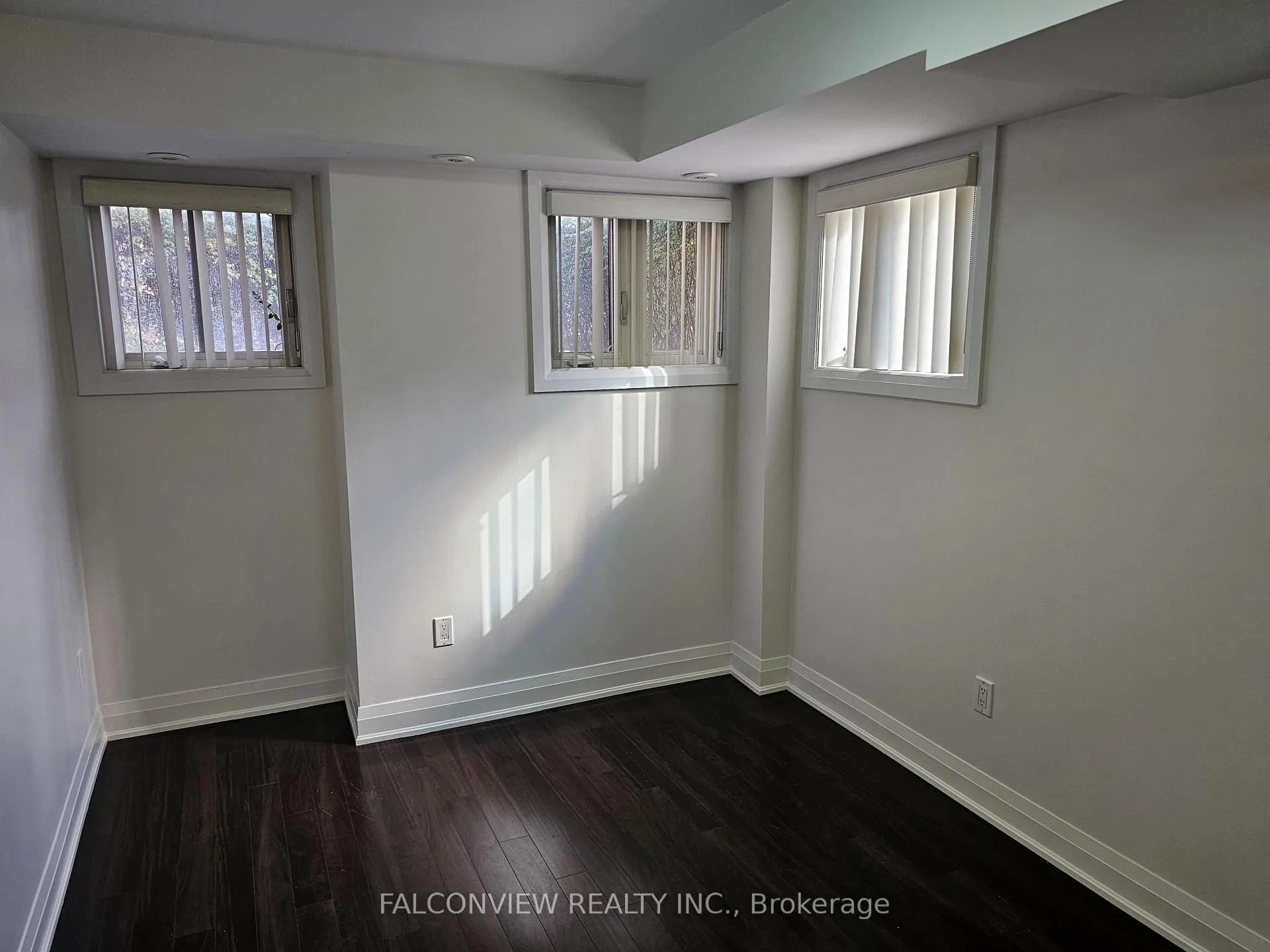 Photo 8 of Unit 125, 318 John Street, Markham, Aileen-Willowbrook — HOMEH