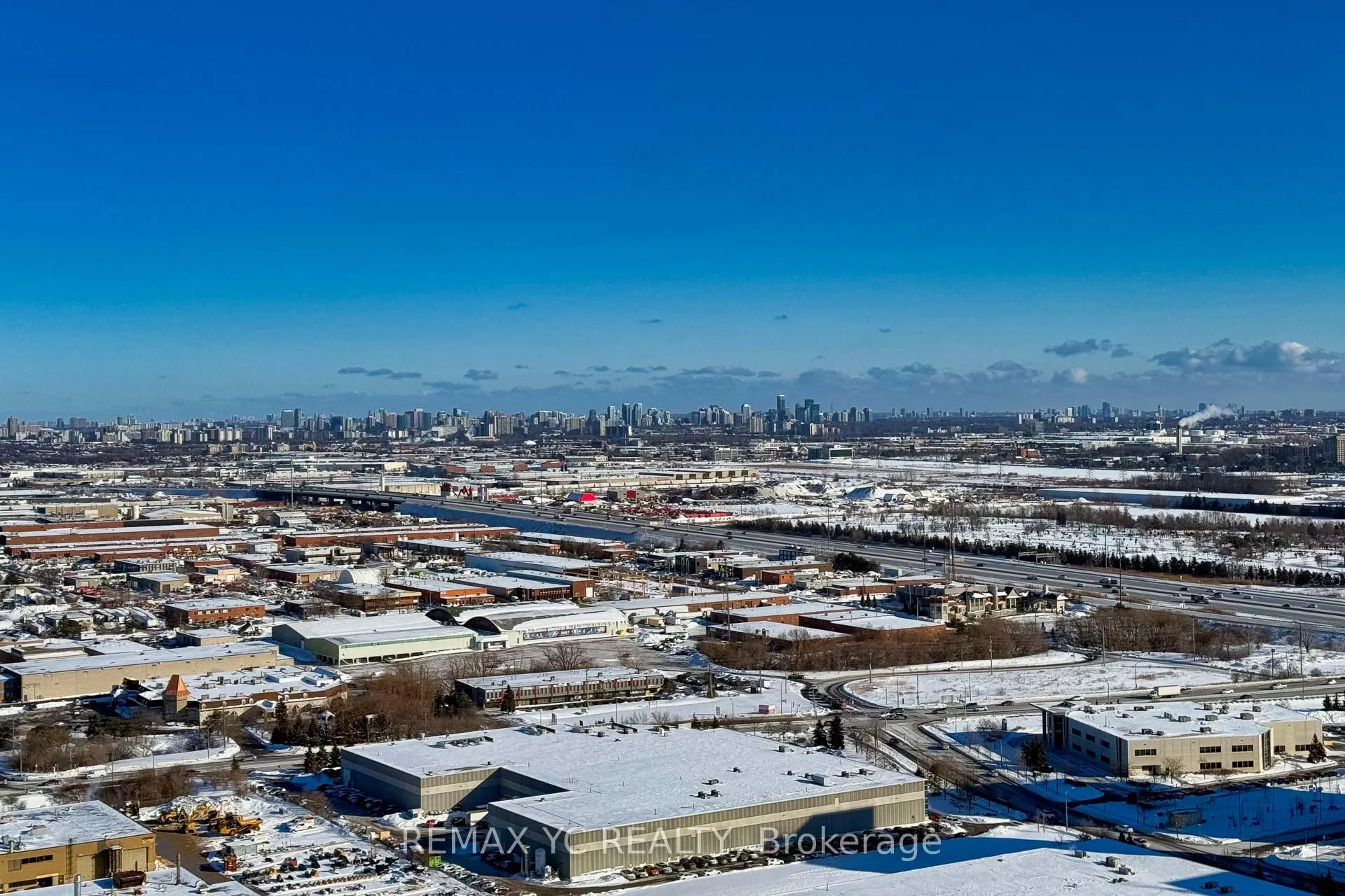 Photo 29 of Unit 3910, 28 Interchange Way, Vaughan, Vaughan Corporate Centre — HOMEH
