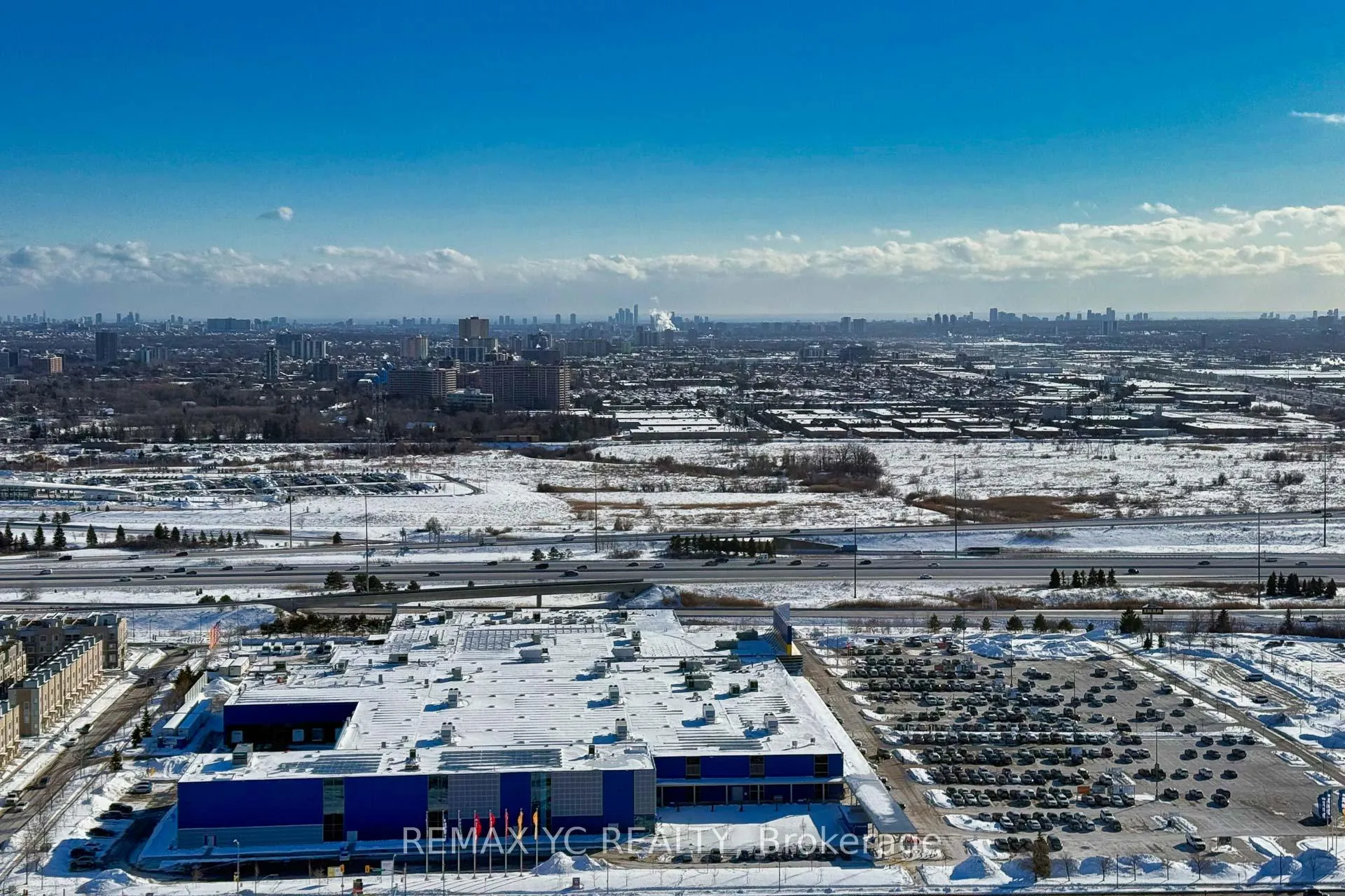 Photo 31 of Unit 3910, 28 Interchange Way, Vaughan, Vaughan Corporate Centre — HOMEH