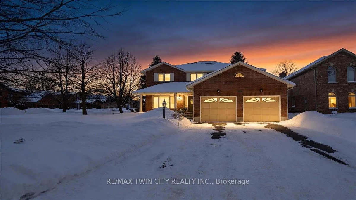 Photo 1 of 599 Stonebury Crescent, Waterloo — HOMEH