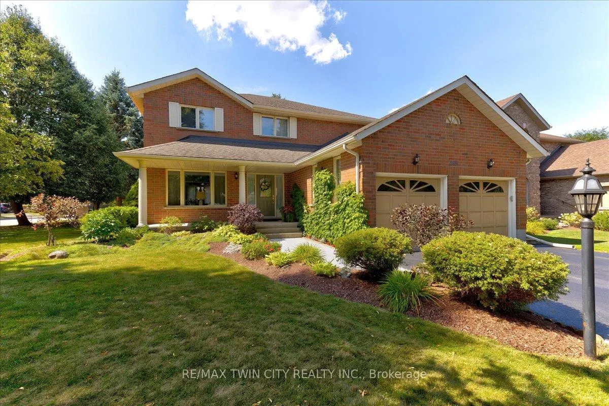 Photo 2 of 599 Stonebury Crescent, Waterloo — HOMEH