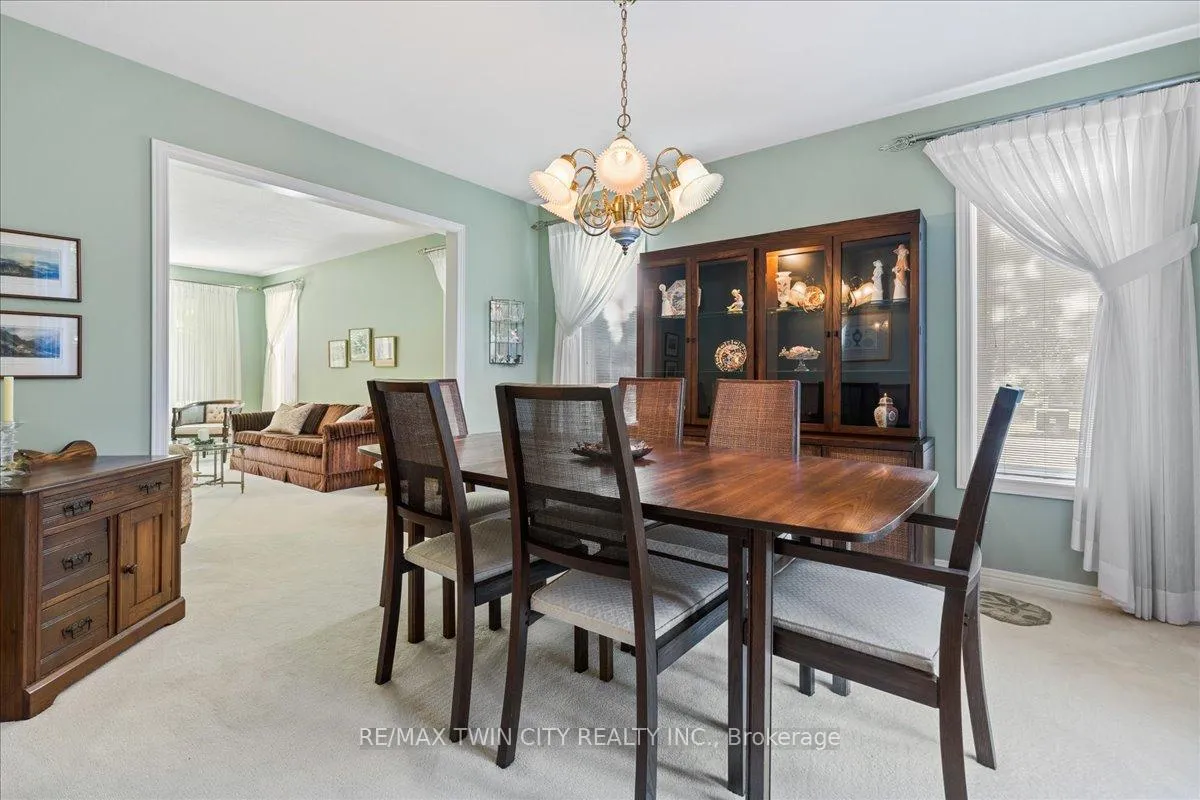 Photo 9 of 599 Stonebury Crescent, Waterloo — HOMEH