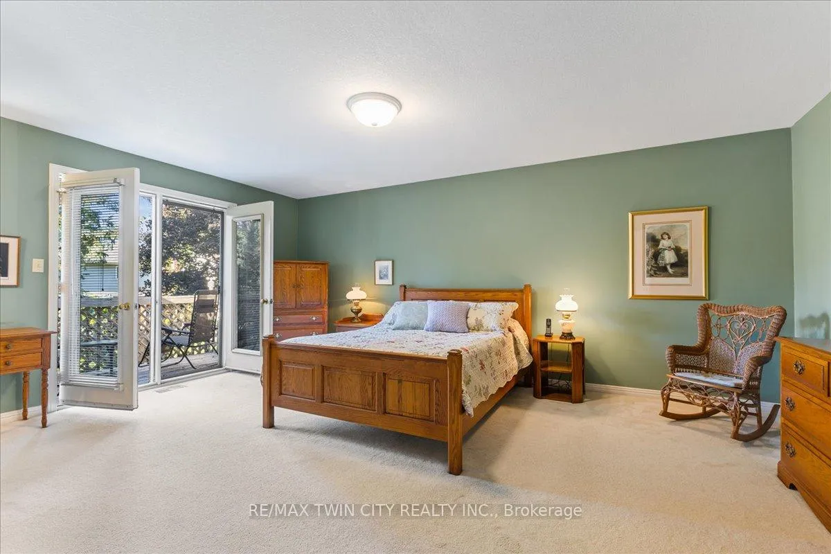 Photo 24 of 599 Stonebury Crescent, Waterloo — HOMEH
