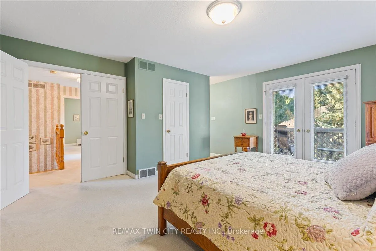 Photo 25 of 599 Stonebury Crescent, Waterloo — HOMEH