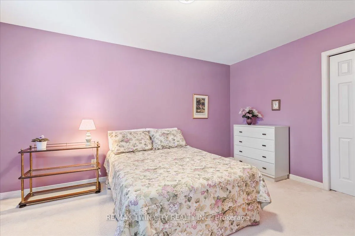 Photo 30 of 599 Stonebury Crescent, Waterloo — HOMEH