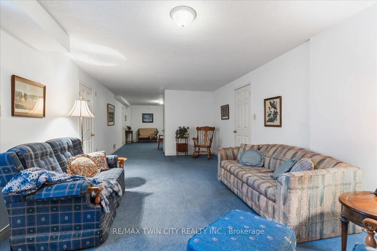 Photo 34 of 599 Stonebury Crescent, Waterloo — HOMEH