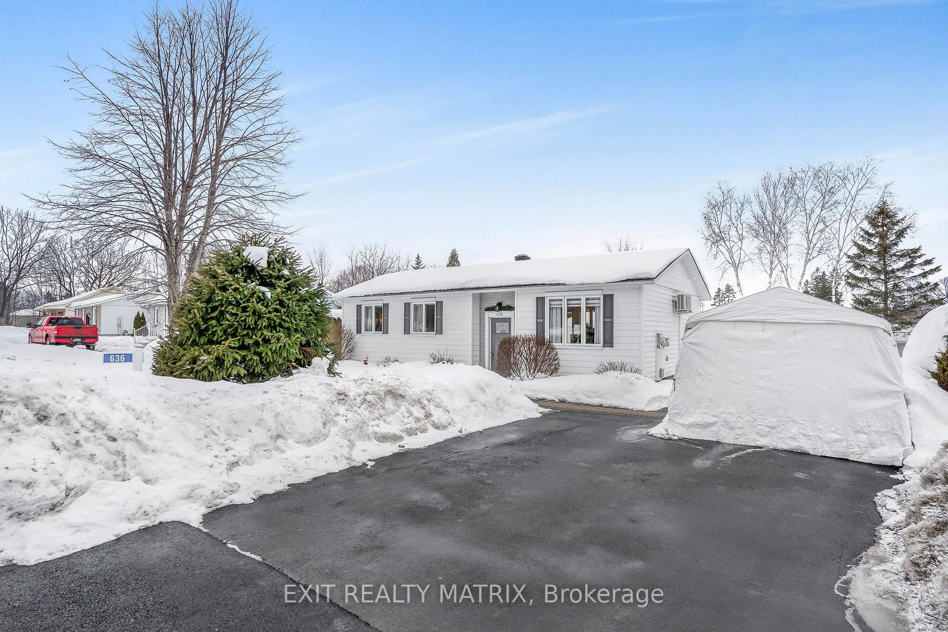 Photo 1 of 636 Front Road, Champlain, L'Orignal — HOMEH