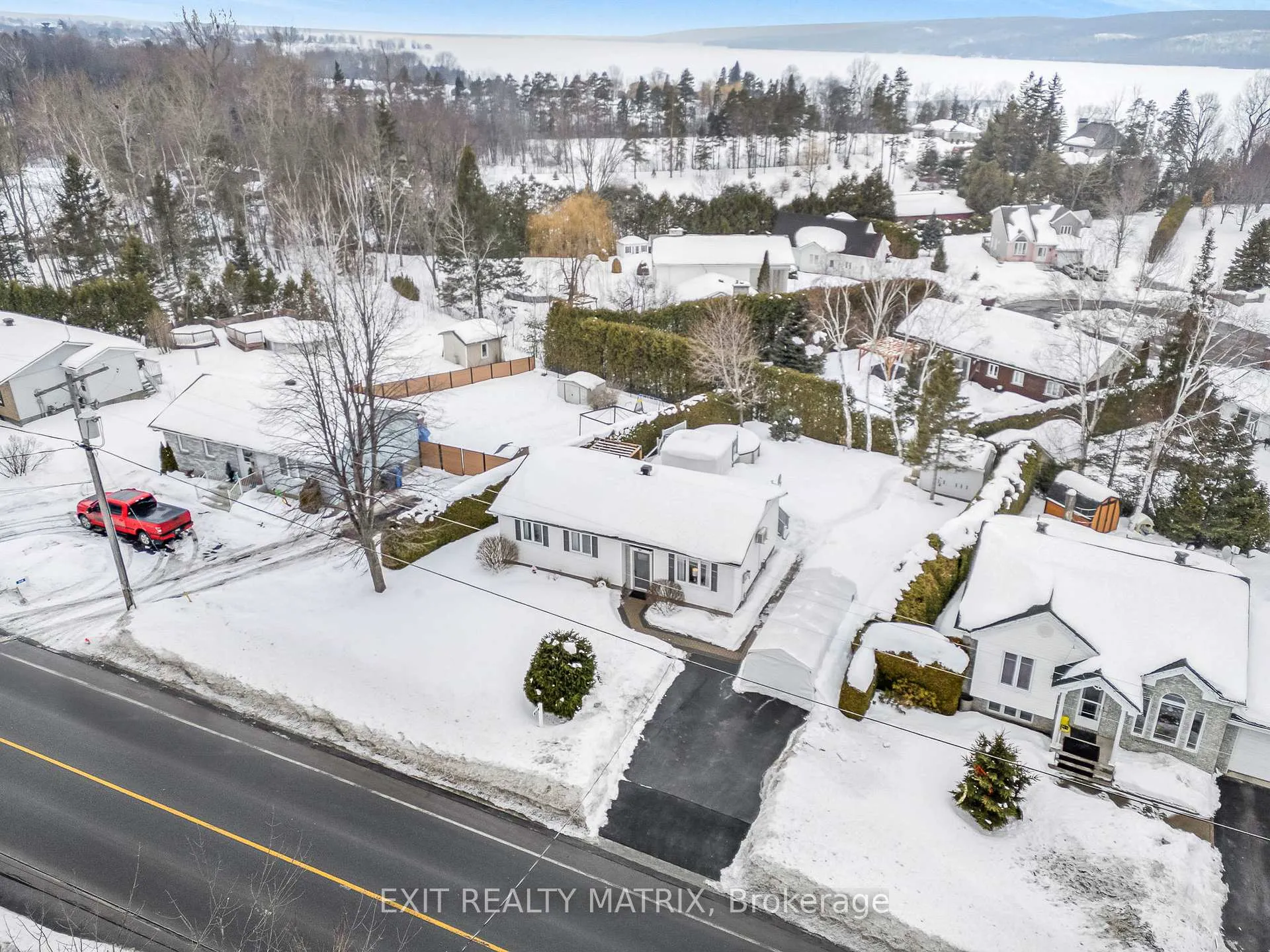 Photo 32 of 636 Front Road, Champlain, L'Orignal — HOMEH