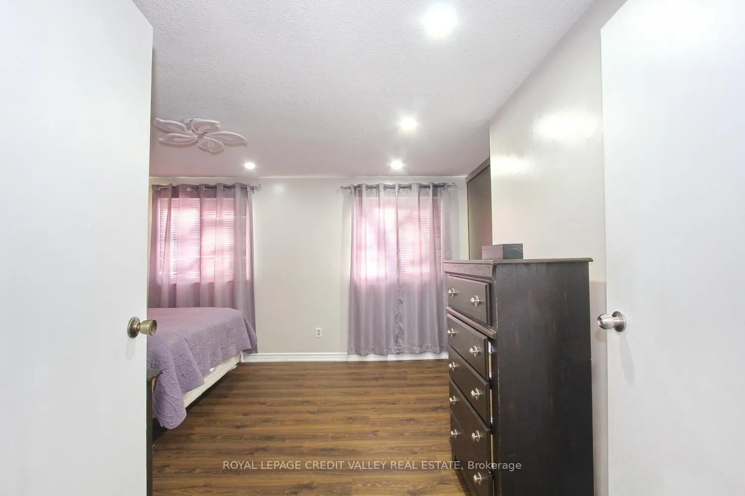 Photo 19 of Unit 36, 45 Hansen Road, Brampton, Queen Street Corridor — HOMEH