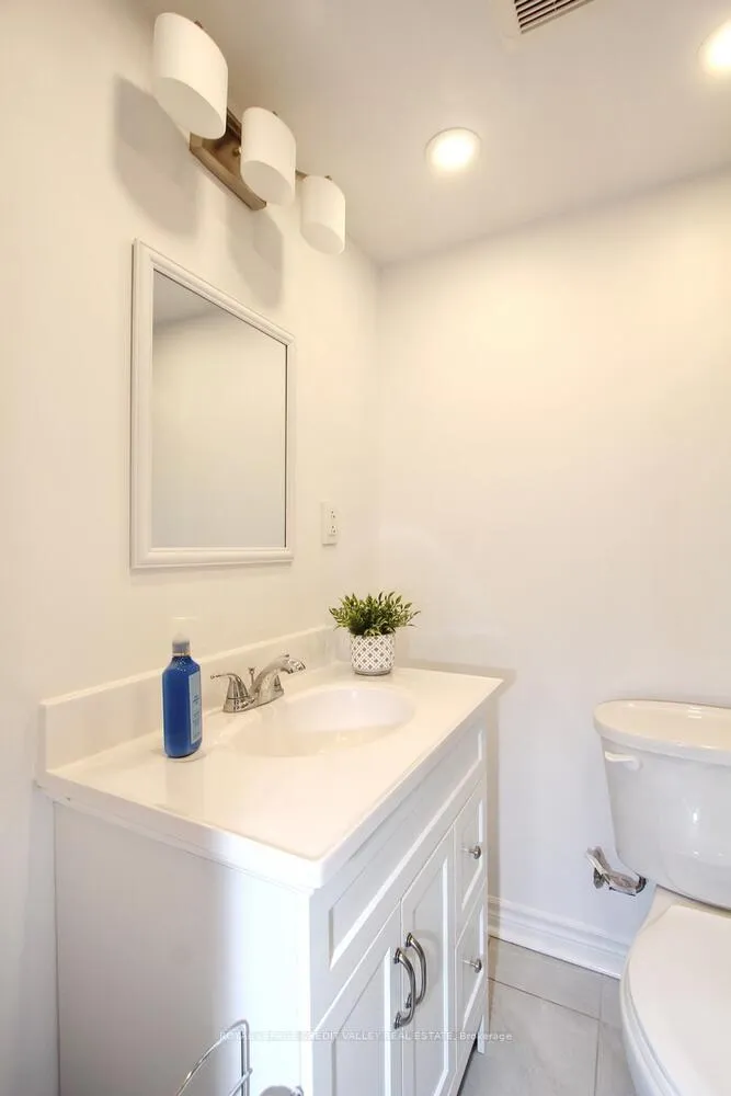 Photo 32 of Unit 36, 45 Hansen Road, Brampton, Queen Street Corridor — HOMEH
