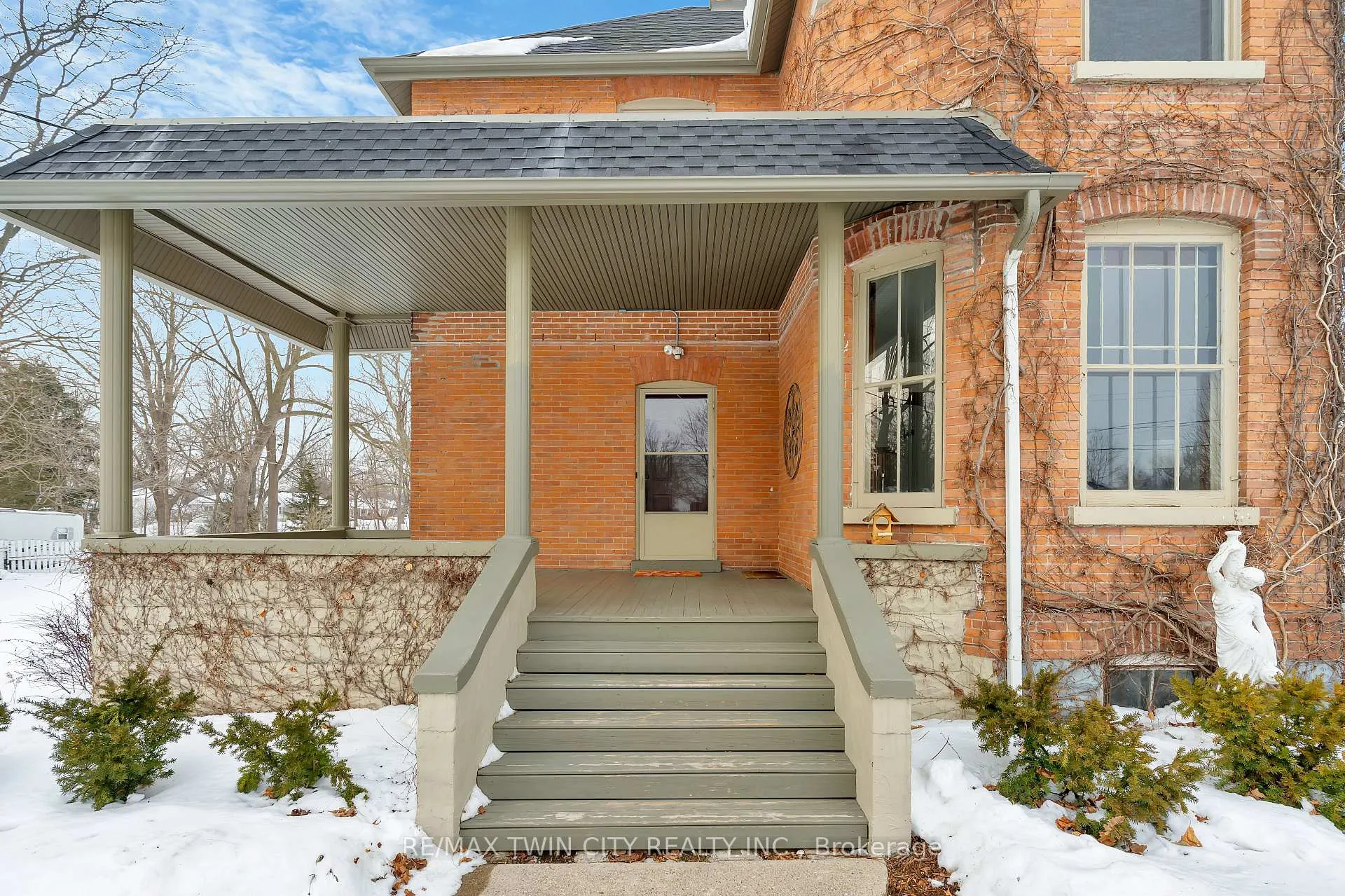 Photo 2 of 4 Sherman Street, Chatham-Kent, Camden — HOMEH