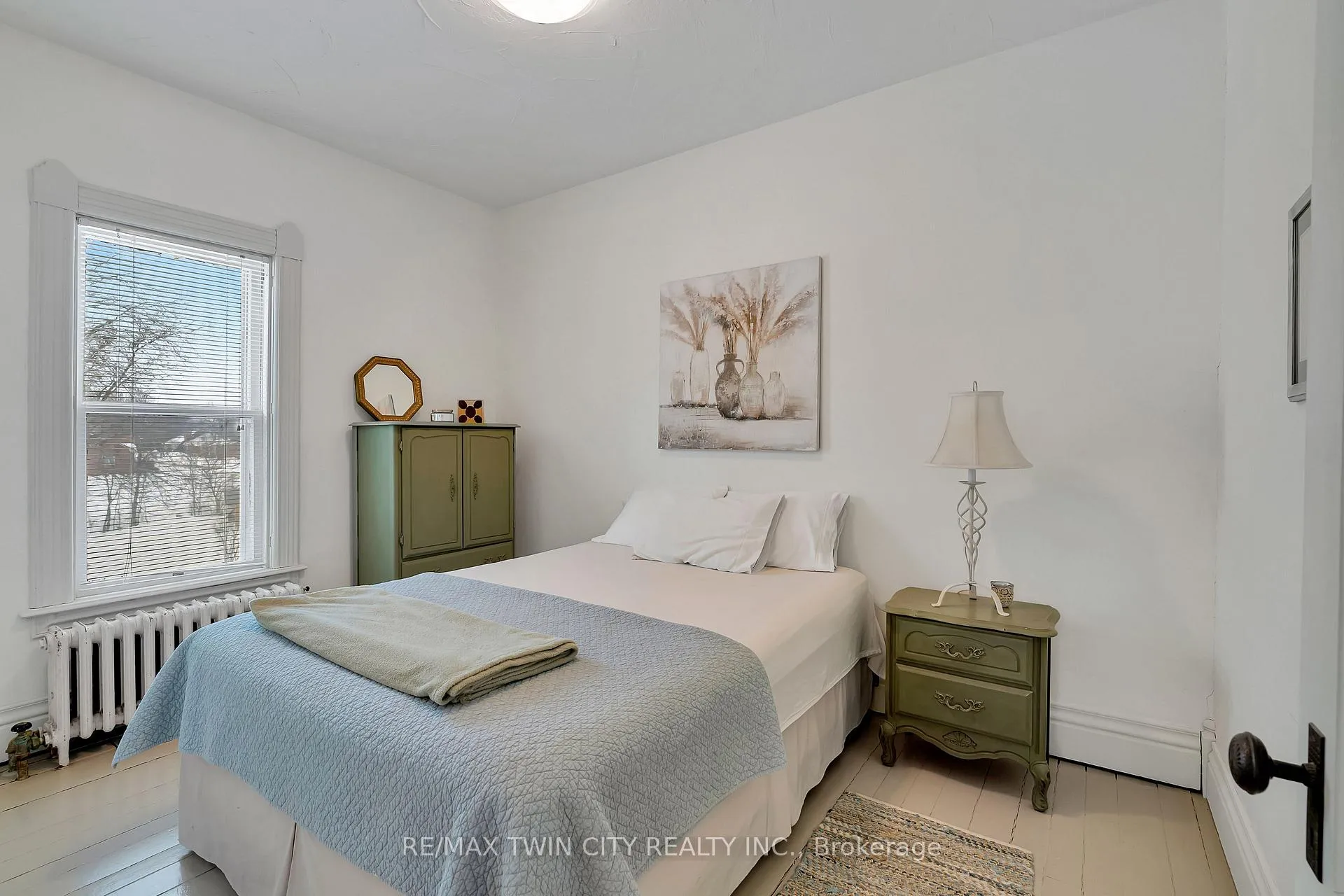 Photo 27 of 4 Sherman Street, Chatham-Kent, Camden — HOMEH