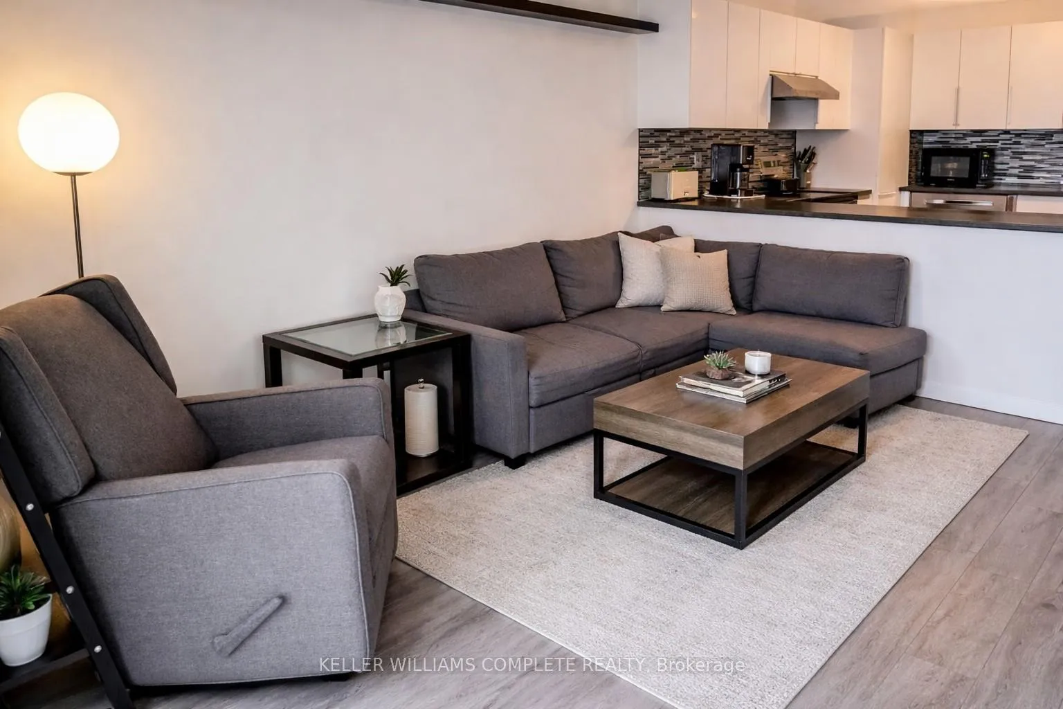 Photo 2 of Unit 105, 400 York Boulevard, Hamilton, Strathcona — HOMEH