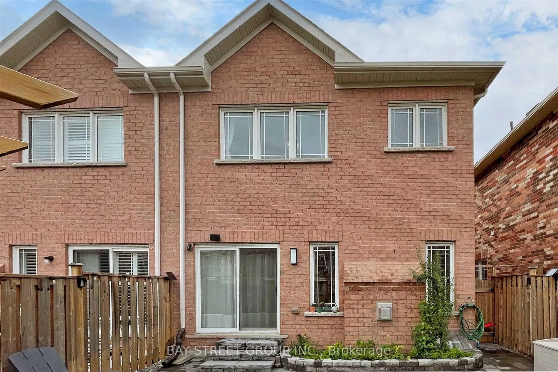 Photo 13 of 149 Fimco Crescent, Markham, Greensborough — HOMEH