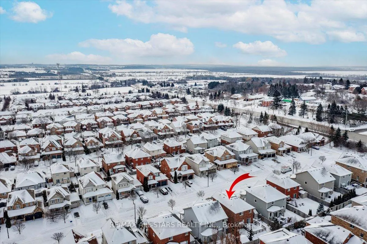 Photo 6 of 56 Ian Drive, Georgina, Keswick South — HOMEH