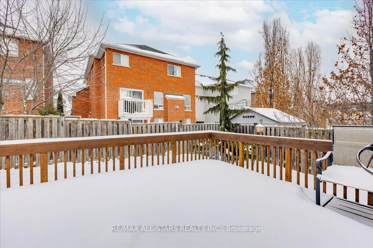 Photo 35 of 56 Ian Drive, Georgina, Keswick South — HOMEH
