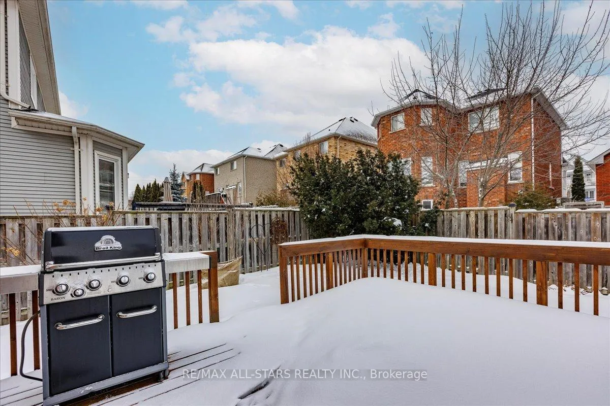 Photo 36 of 56 Ian Drive, Georgina, Keswick South — HOMEH
