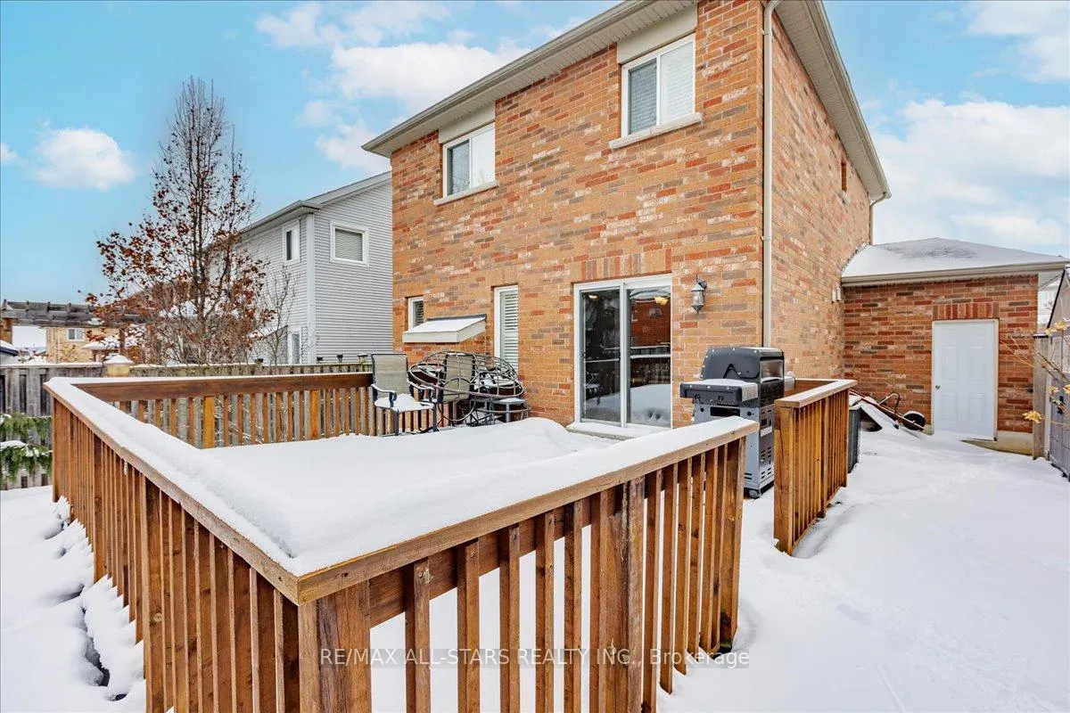 Photo 38 of 56 Ian Drive, Georgina, Keswick South — HOMEH