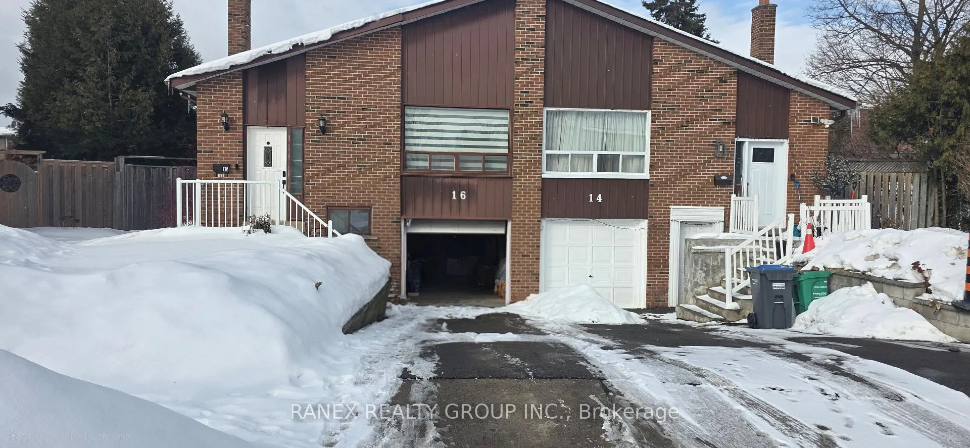 Front of 16 Lynwood Court