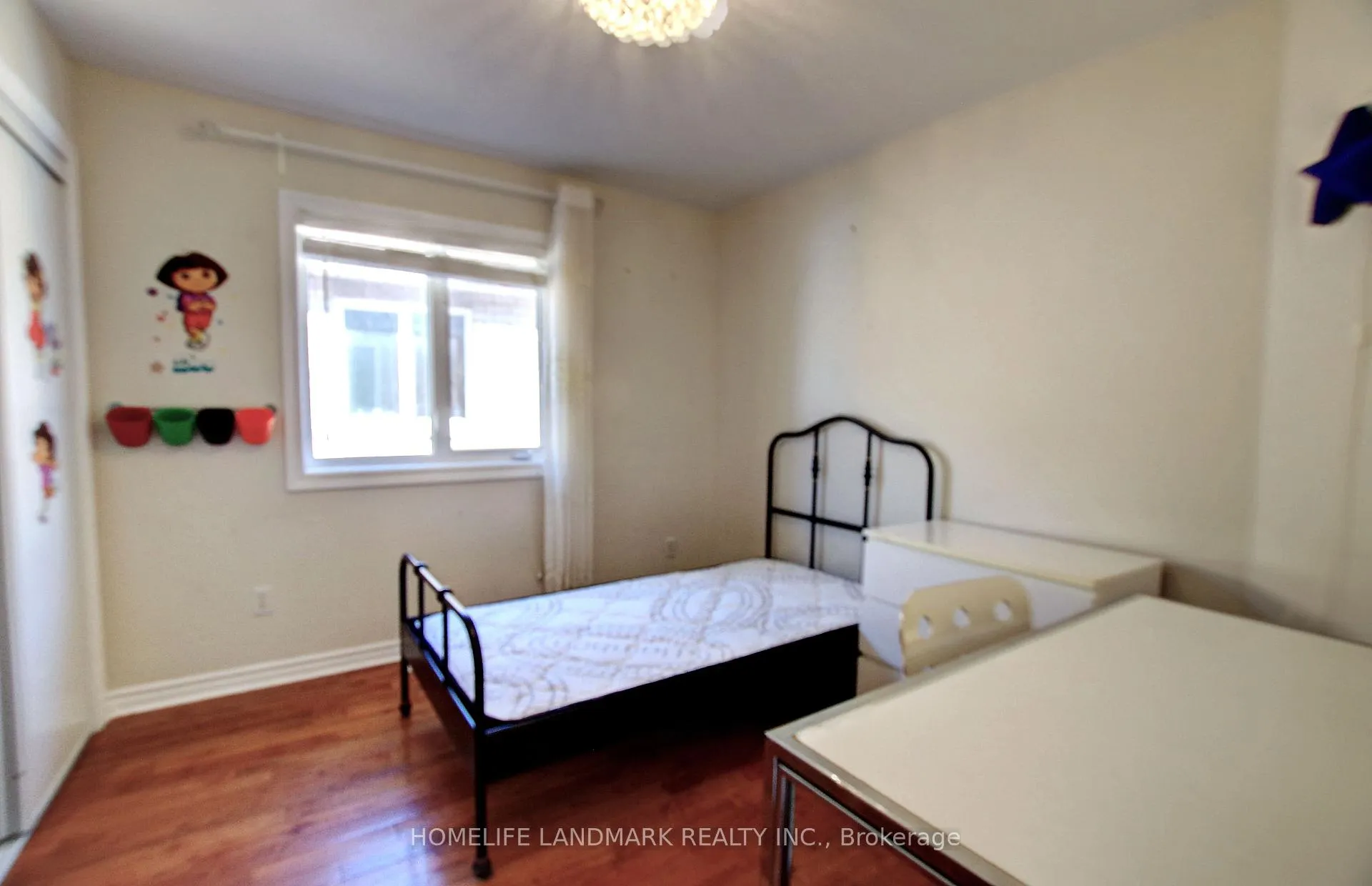 Photo 11 of 10 Whistler Court, Markham, Milliken Mills West — HOMEH