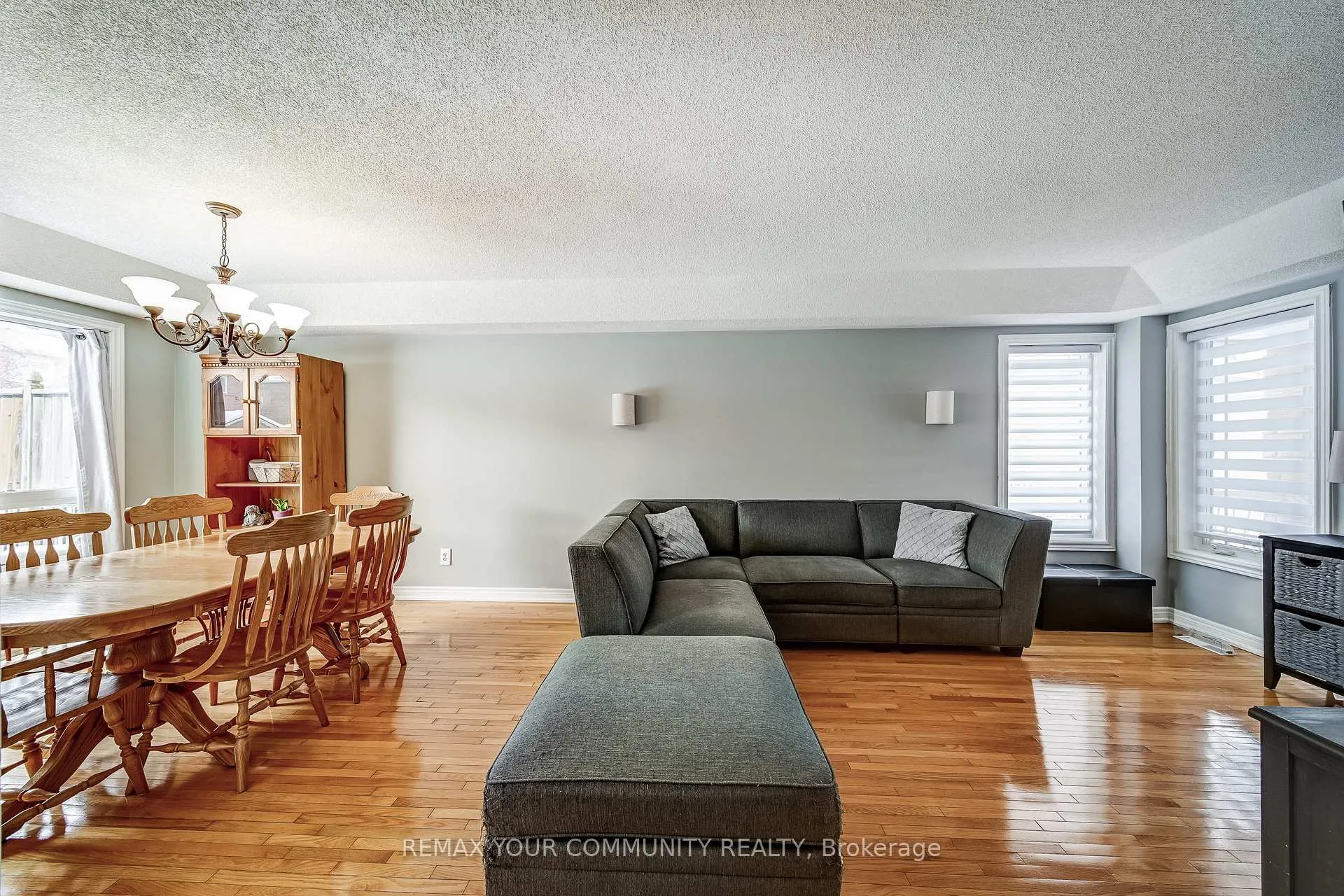 Photo 8 of 93 Amberview Drive, Georgina, Keswick South — HOMEH